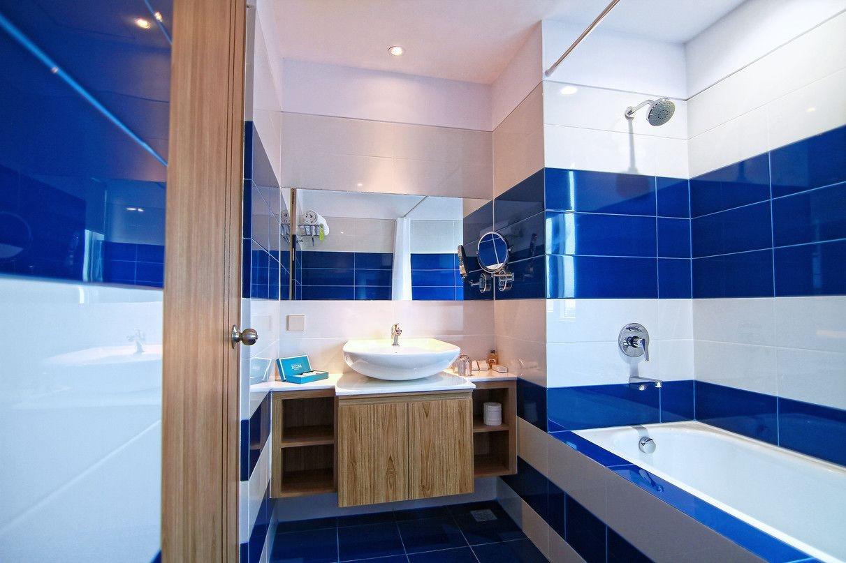 Zoom Smart Hotel Jemursari Surabaya Exterior photo